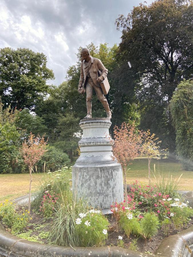 Avenue Rops Villa นามูร์ ภายนอก รูปภาพ